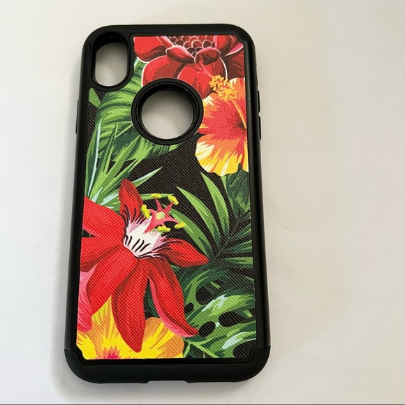 Green leaves Apple IPhone XR Case - Picture 1 of 3